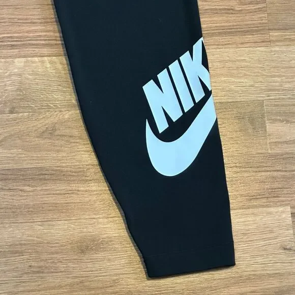 Nike Leggings Black Stretchy | Women Size 1X - Picture 2 of 7